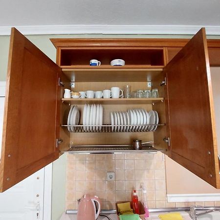 Orange Tree Apartment Аспровалта Екстериор снимка