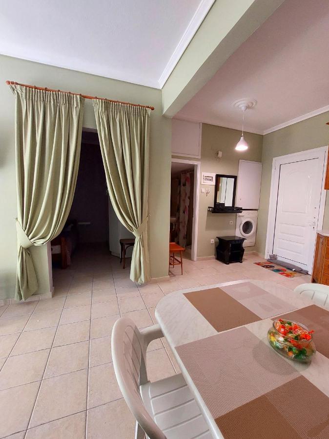 Orange Tree Apartment Аспровалта Екстериор снимка