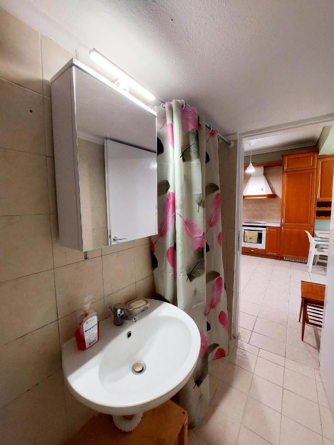 Orange Tree Apartment Аспровалта Екстериор снимка